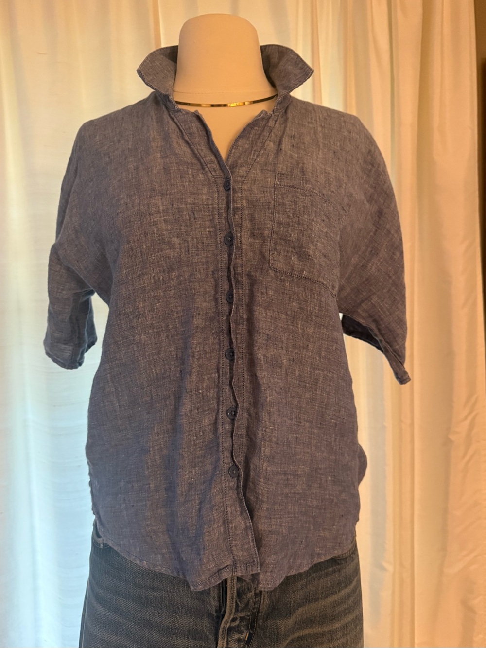 Garnet Hill Relaxed Blue Linen Button-Down Shirt - Picture 2 of 6